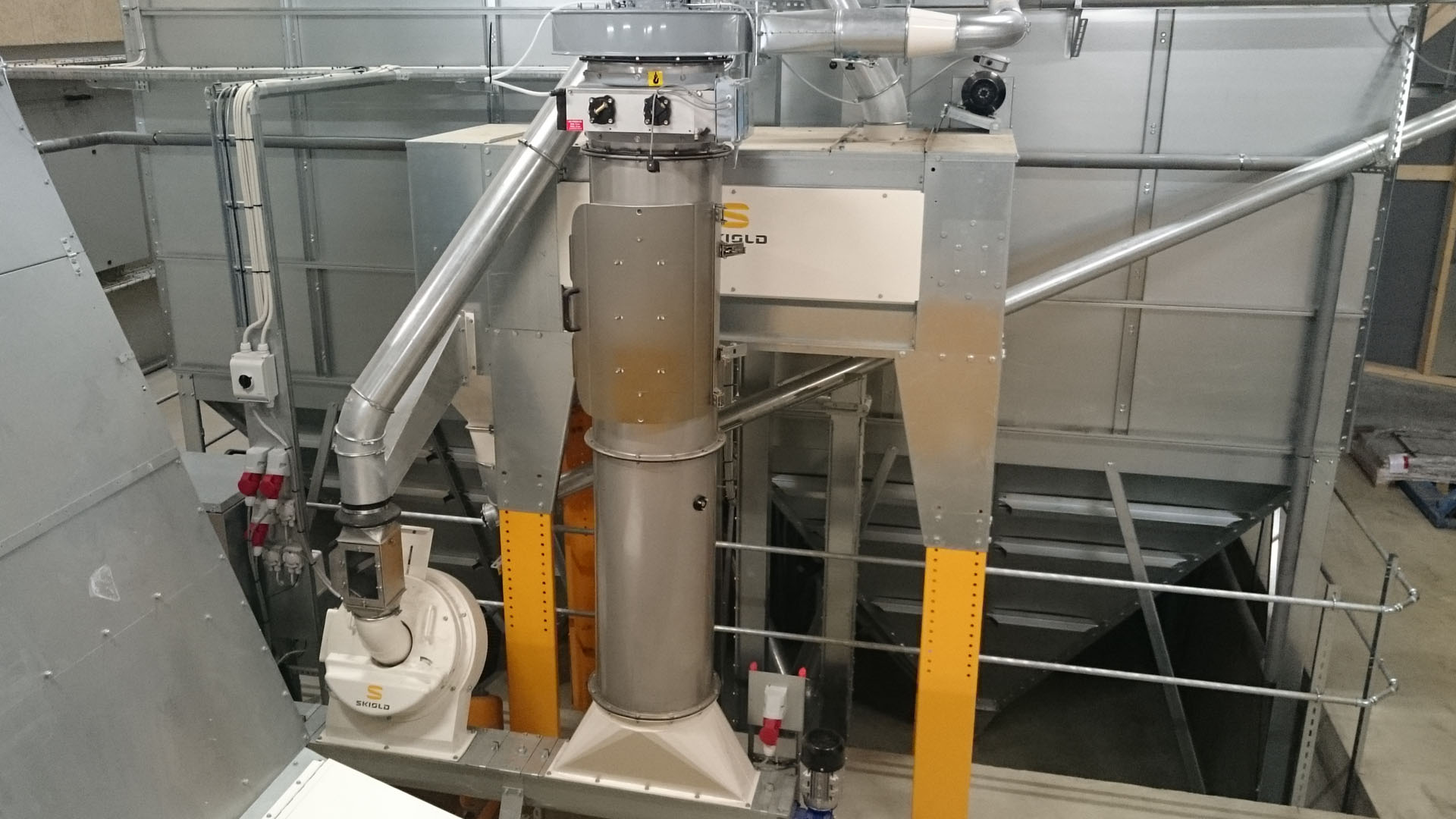 dysfilter för rensning av spannmål