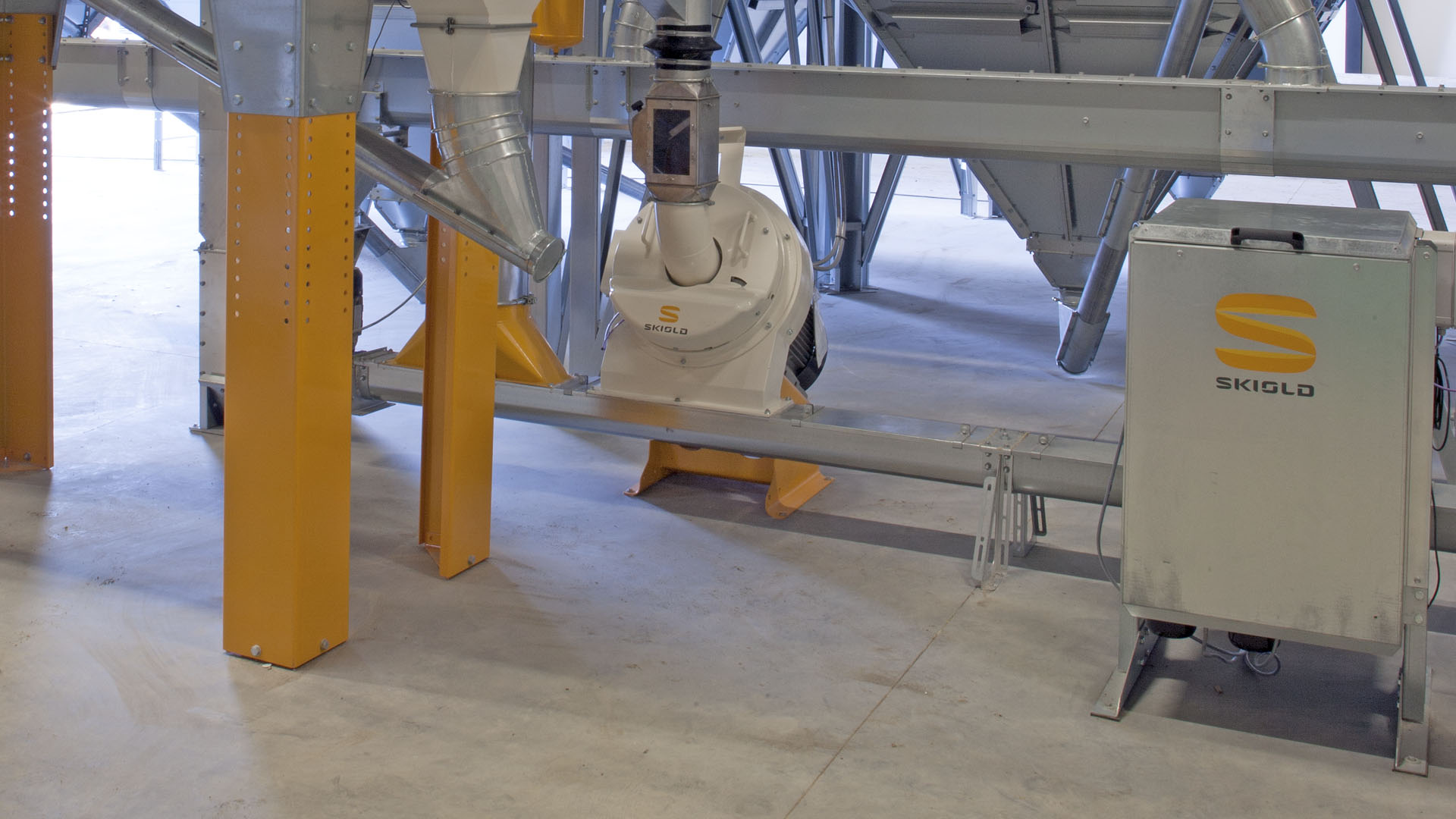 Dosing of microcomponents in feed mills | SKIOLD